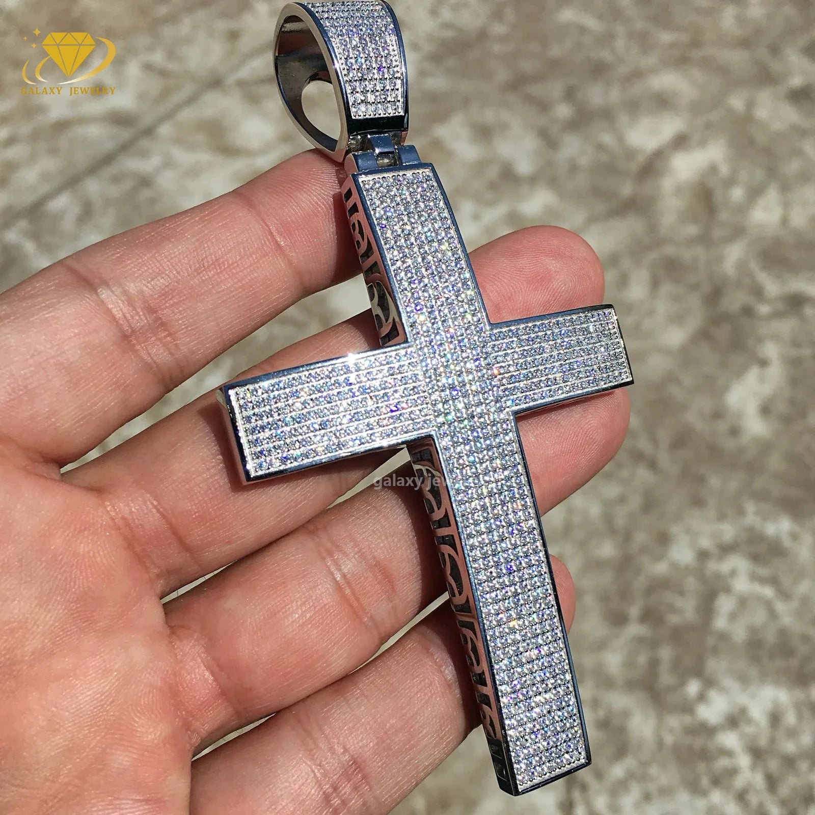 Trendy Iced Out Pendant 925 Sterling Silver Gold Plated Bling Hip Hop Jewelry Moissanite Cross Pendant Necklace