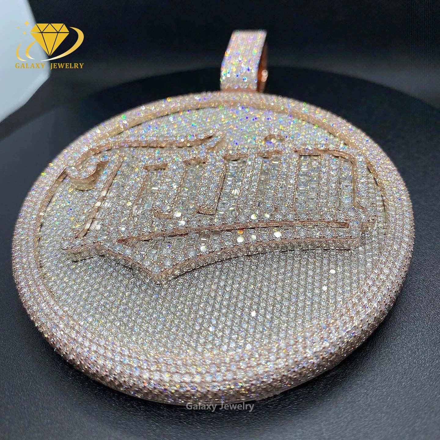 Hiphop Jewelry Custom Men 925 Solid Silver Iced Out VVS Diamond Moissanite Big Disc Name Letter Pendant for Tennis Cuban Chain