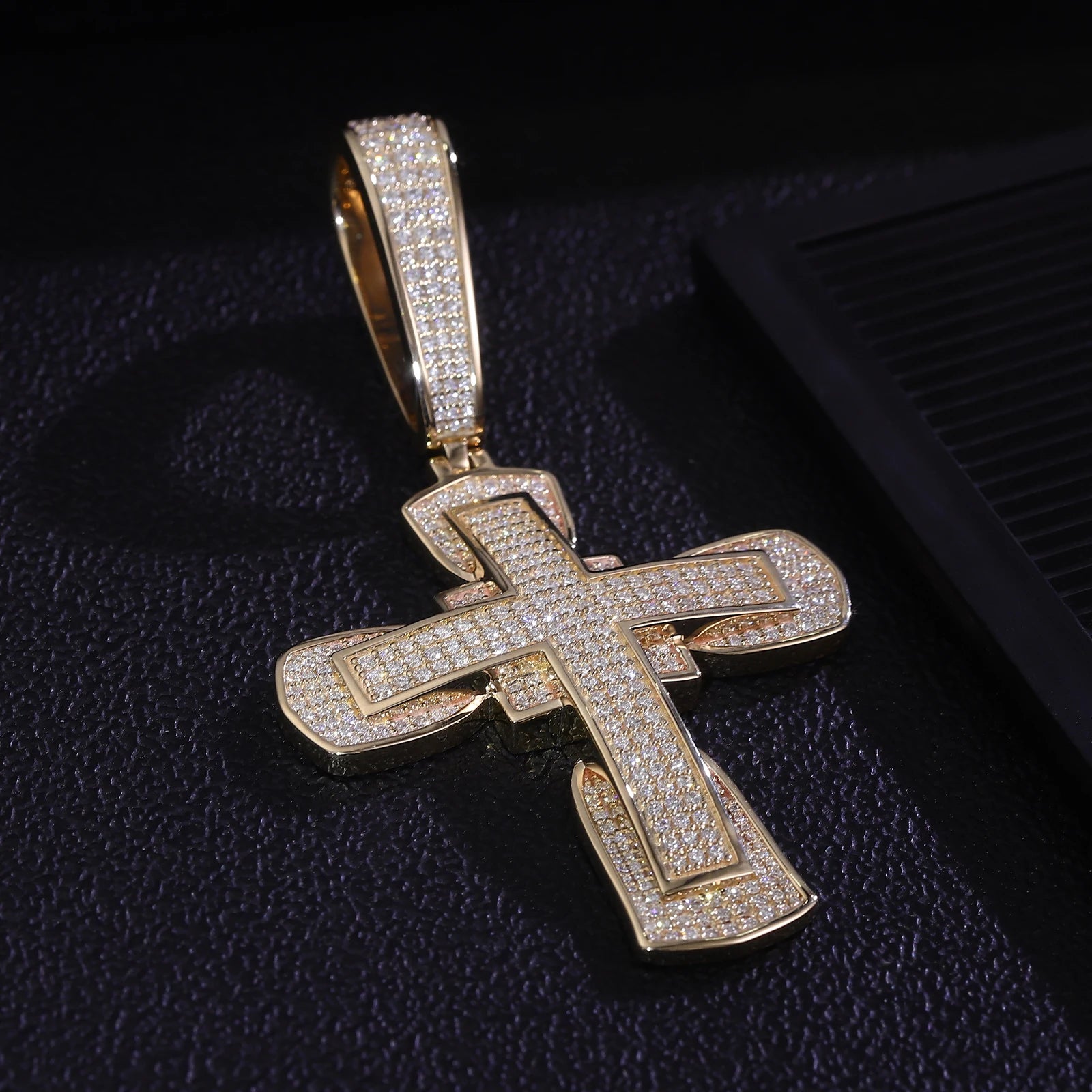 Provence Hip Hop Pendant for Women Moissanite Cross Pendant Custom Jewelry Real K Gold Charm Yellow Gold Pendant